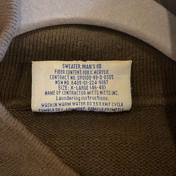 US Army Uniform Sweater - Picture 3 of 4